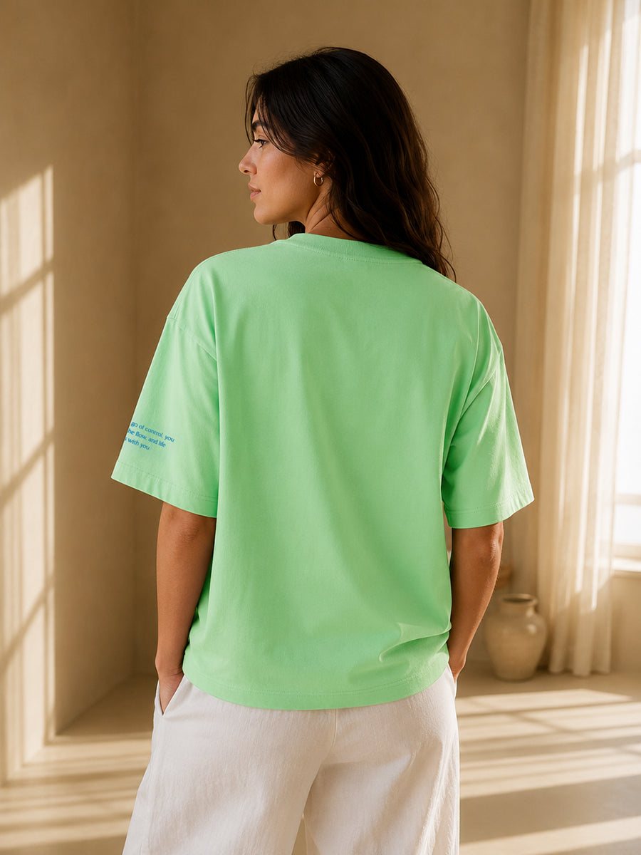 GO WITH THE FLOW TEE GARDEN GREEN