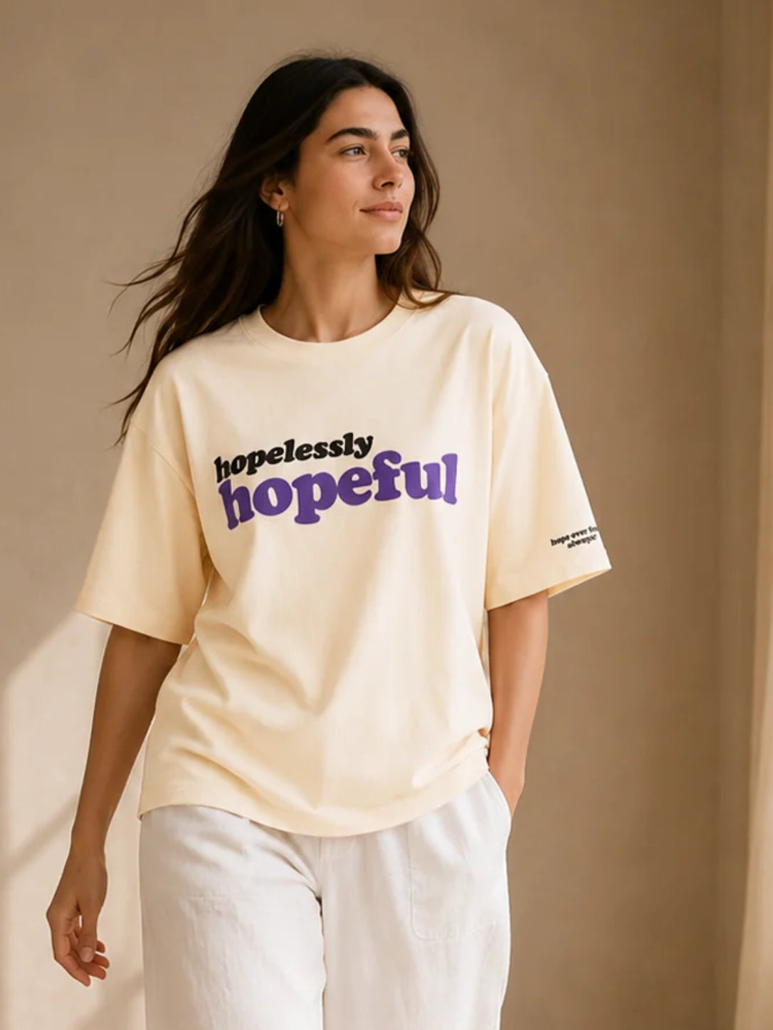 HOPELESSLY HOPEFUL TEE MORNING CREAM