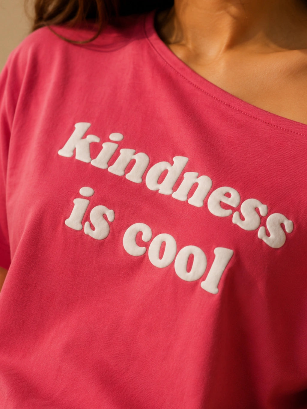 KINDNESS IS COOL SLASH TEE ROSE PINK