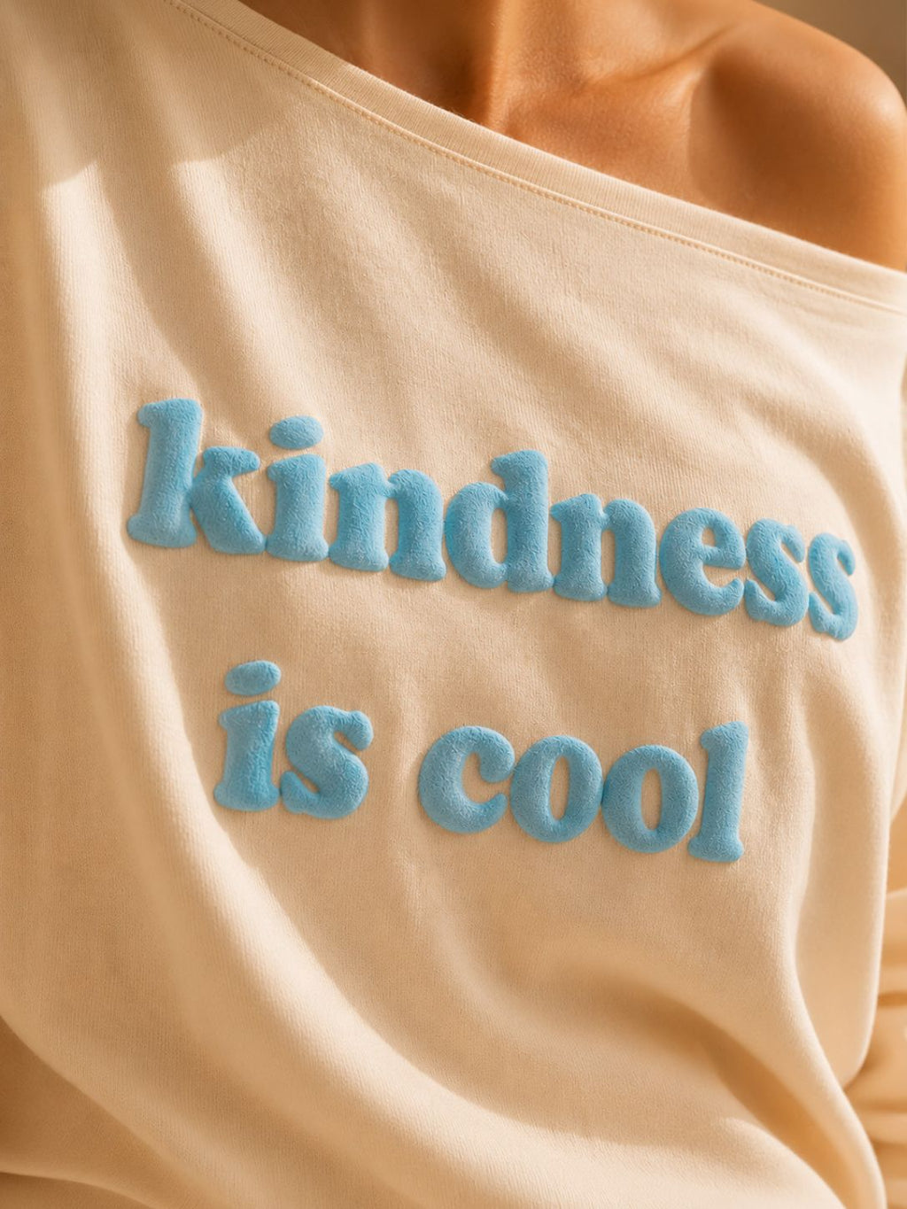 KINDNESS IS COOL SLASH TOP MORNING CREAM