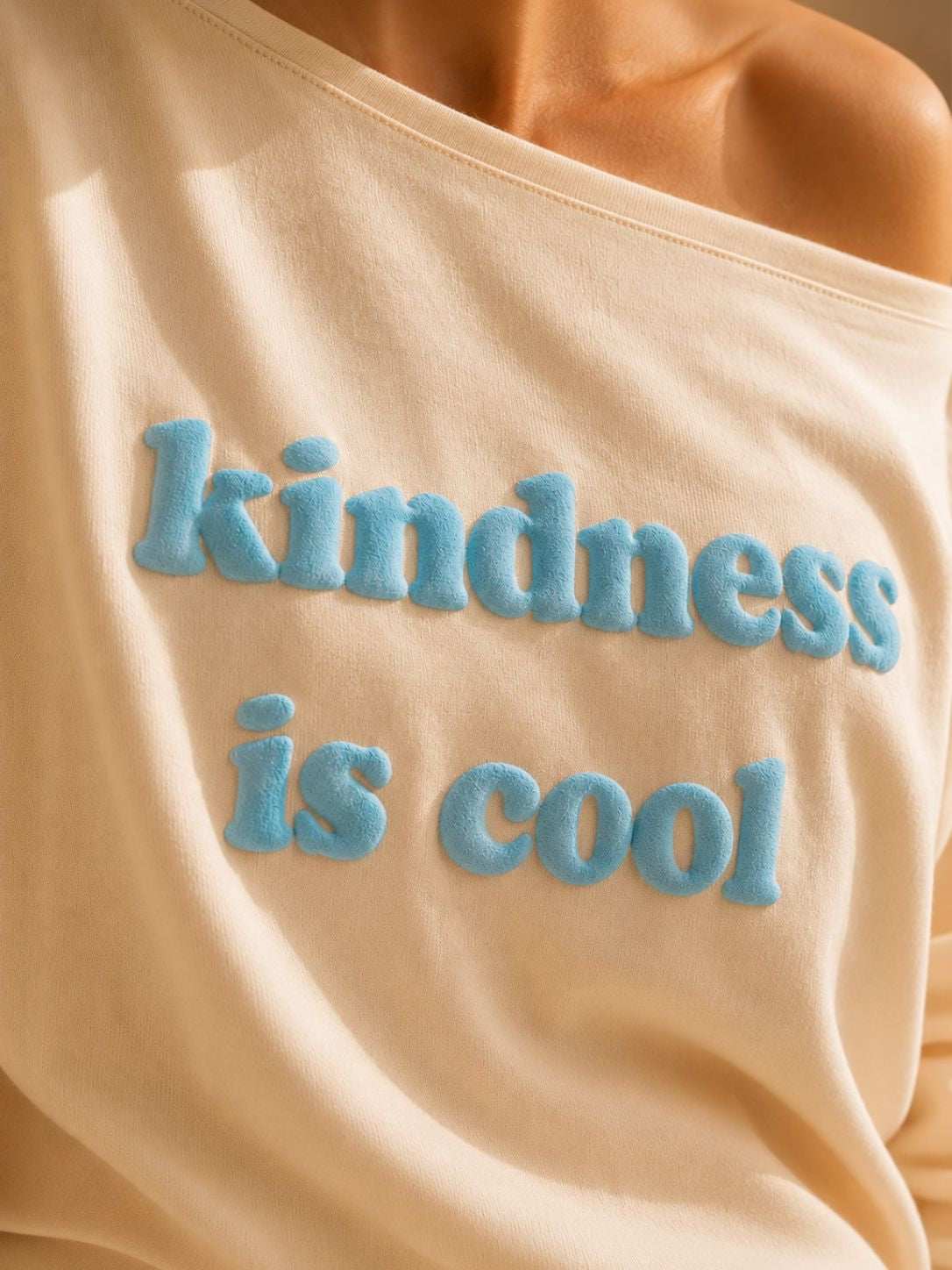KINDNESS IS COOL SLASH TOP MORNING CREAM