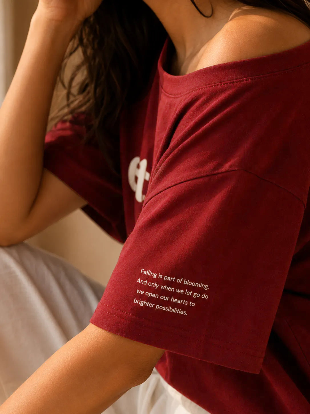 LET IT GO SLASH TEE AUTUMN MAROON