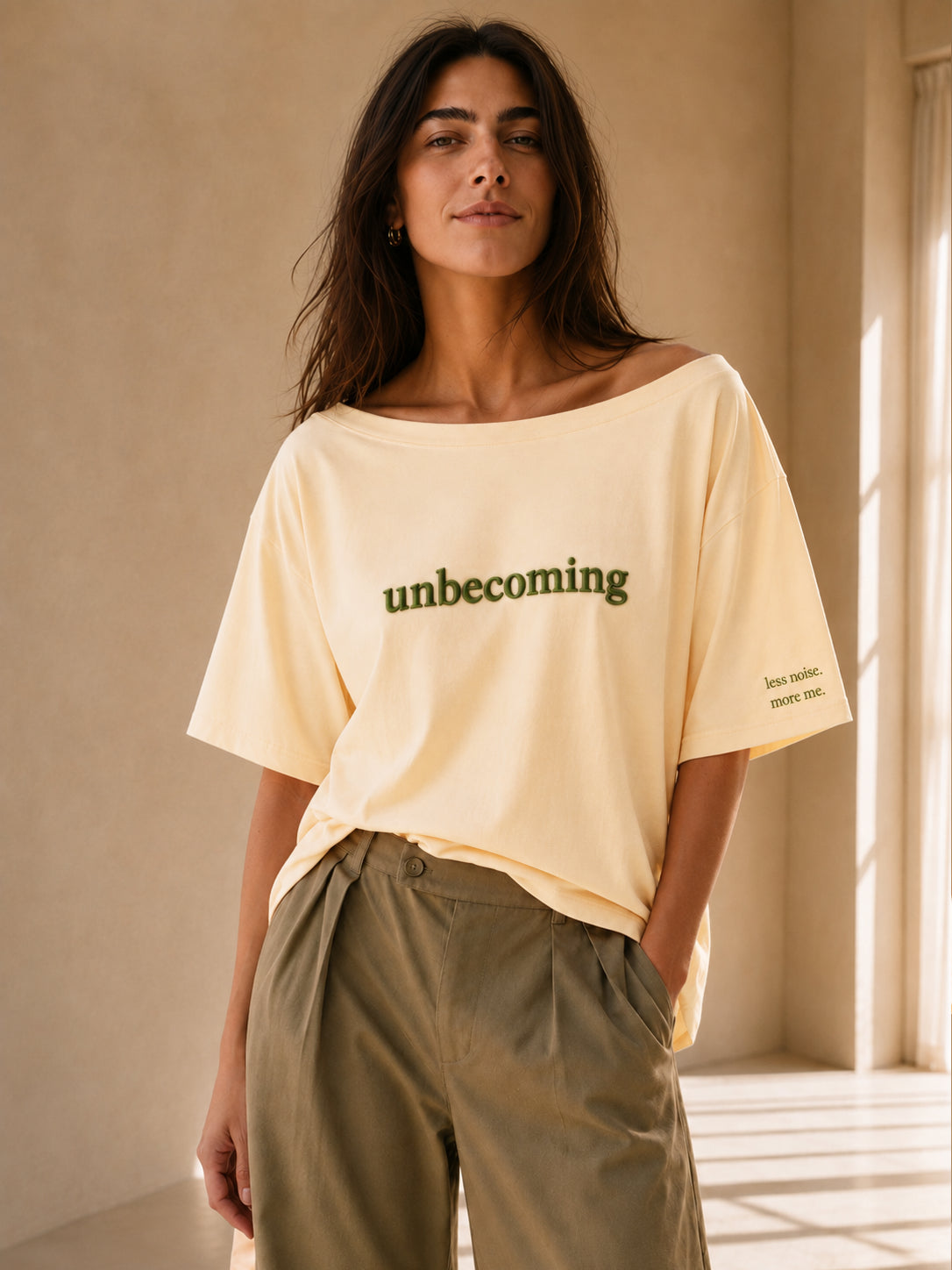 UNBECOMING SLASH TEE MORNING CREAM